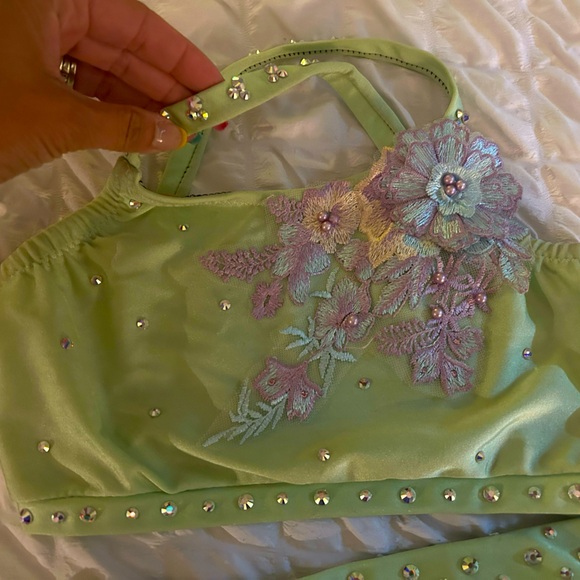 Beautiful lyrical custom - Picture 2 of 3